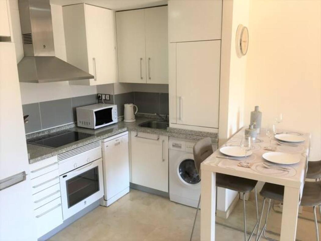 Modern 1 Bedroom Apartment, In La Cala De Mijas Extérieur photo